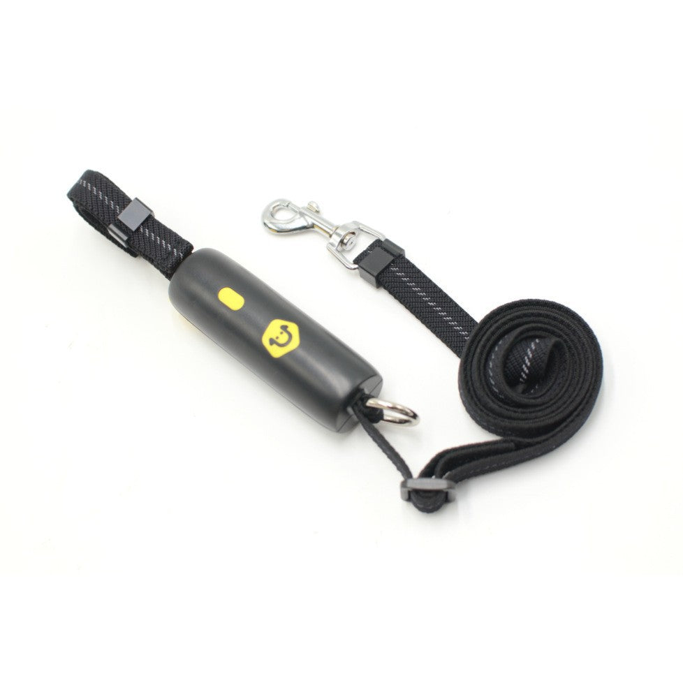Hand Holding Rope Stretch Leash